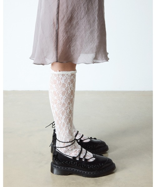 Dr. Martens(ドクターマーチン)の「Dr. Martens/ドクターマーチン ELPHIE II FRILL レースアップ シューズ 42047001(その他シューズ・レディース・ブラック・UK4/UK3/UK6/UK5)」の3枚目の写真