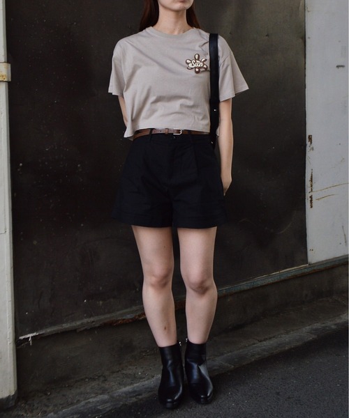 spiritoso(スピリトーゾ)の「【spiritoso】ポップカラーショート丈Tシャツ(Tシャツ/カットソー・レディース・ホワイト/オレンジ/スミクロ/カーキ/グレイッシュベージュ・FREE)」の17枚目の写真
