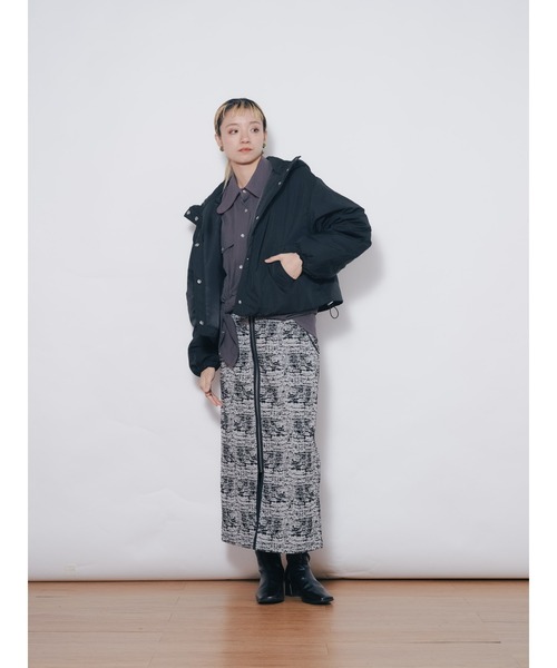 DOLLUPOOPS（ドールアップウップス）の「ショート丈ボリューム中綿ジャケット（ナイロンジャケット・レディース・ピンク/イエロー/ブラック/ブルー・38）」の14枚目の写真