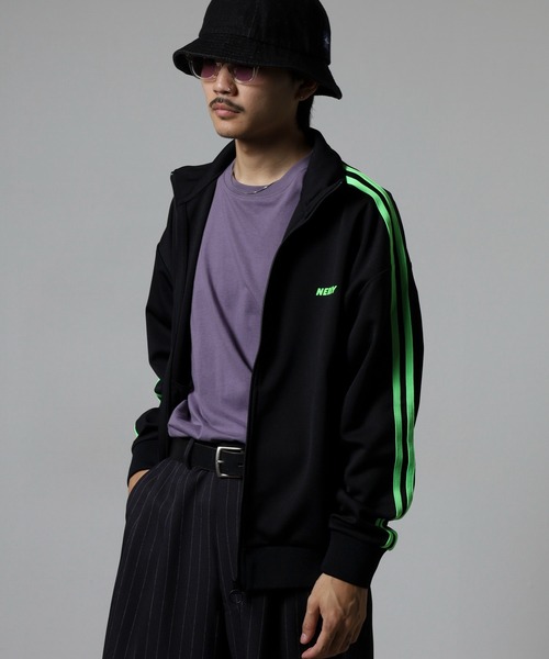NERDY(ノルディ)の「トラックトップ(ジャージ・レディース・パープル/ブラック・S/L/M)」の18枚目の写真