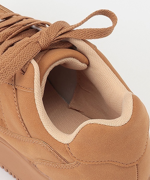 LOVETOXIC（ラブトキシック）の「【LTXC】【軽量】厚底コートスニーカー（スニーカー・キッズ・ブラウン/ブラック/オフホワイト・22-22.5/24-24.5cm/23-23.5cm）」の4枚目の写真