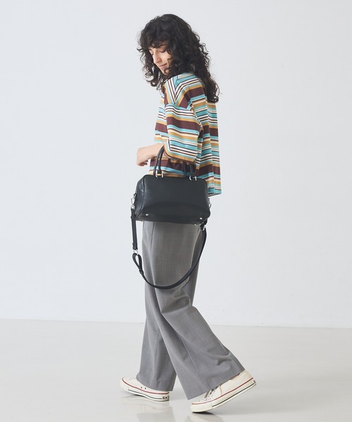 soeur(スール)の「【新色追加】●SOEUR/レザーボストンバッグ(ボストンバッグ・レディース・ブラック/ダークブラウン/グレイッシュベージュ/ブラック系その他/クリーム/アイボリー・フリー)」の12枚目の写真