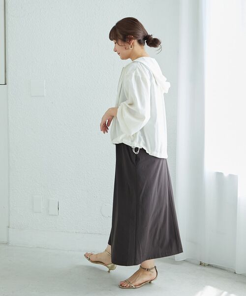 le.coeur blanc(ルクールブラン)の「komatsu.シアーフードブルゾン(ブルゾン・レディース・オフホワイト/ブラック・38)」の4枚目の写真