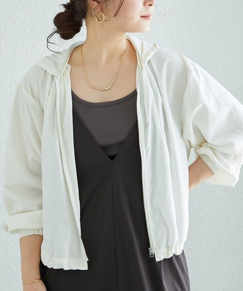 le.coeur blanc(ルクールブラン)の「komatsu.シアーフードブルゾン(ブルゾン・レディース・オフホワイト/ブラック・38)」の6枚目の写真