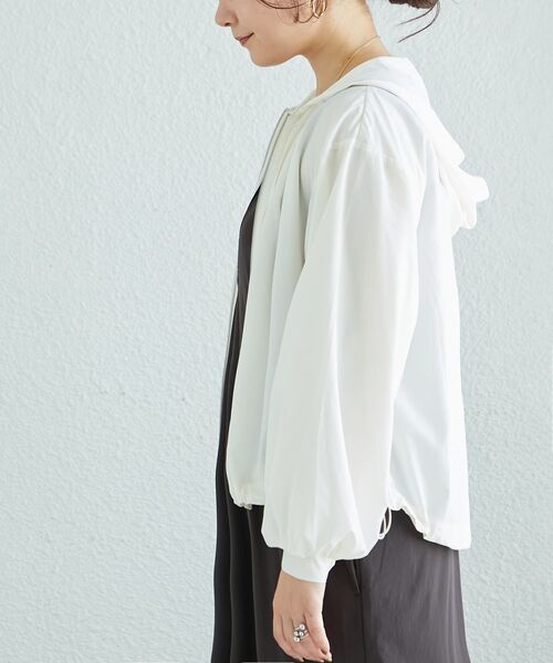 le.coeur blanc(ルクールブラン)の「komatsu.シアーフードブルゾン(ブルゾン・レディース・オフホワイト/ブラック・38)」の8枚目の写真