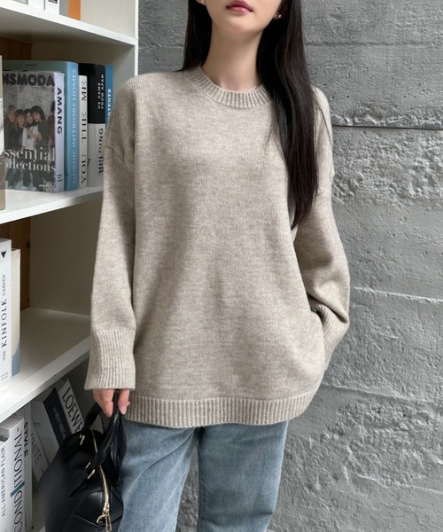 Eclat one(エクラワン)の「【Eclat one】クルーネック ベーシックニット オーバーサイズ プルオーバー(ニット/セーター・レディース・アイボリー/チャコール/ベージュ/ボルドー/ブラック・FREE)」の4枚目の写真