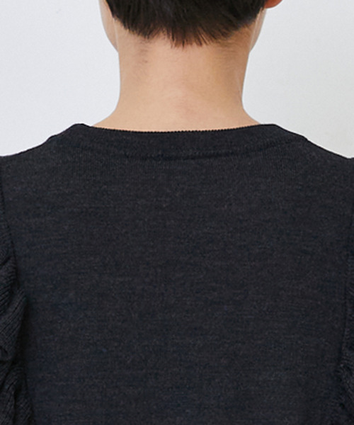 LOISIR（ロワズィール）の「ウール梳毛天竺フリルプルオーバー（ニット/セーター・レディース・レッド/グリーン/チャコールグレー・FREE）」の21枚目の写真