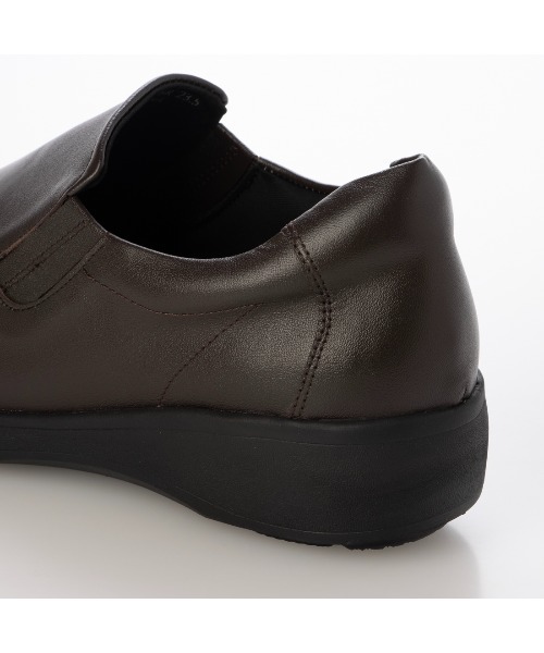 Atelier(アトリエ)の「【4E】スクエアトゥスリッポン(スリッポン・レディース・ダークブラウン/ブラック・22.5cm/23cm/23.5cm/24cm/24.5cm)」の5枚目の写真