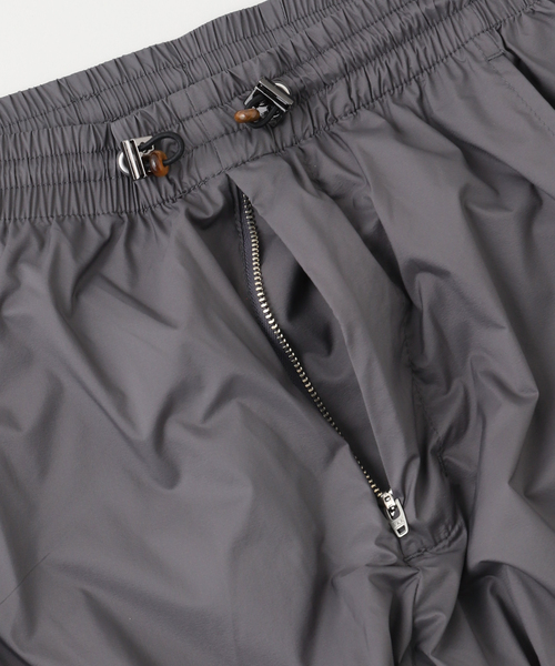 nvrfrgt Paneled Track Pantsネヴァーフォーゲット セール】NVRFRGT / ネヴァーフォーゲット PANELED LIGHT WEIGHT