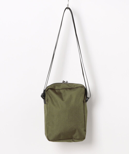 Lee(リー)の「Lee/リー 撥水 ロゴ ワンポイント刺繍 テープ付き ミニショルダーバッグ/レディース メンズ(ショルダーバッグ・レディース・グレー/ブラック/カーキ/ベージュ・FREE)」の9枚目の写真