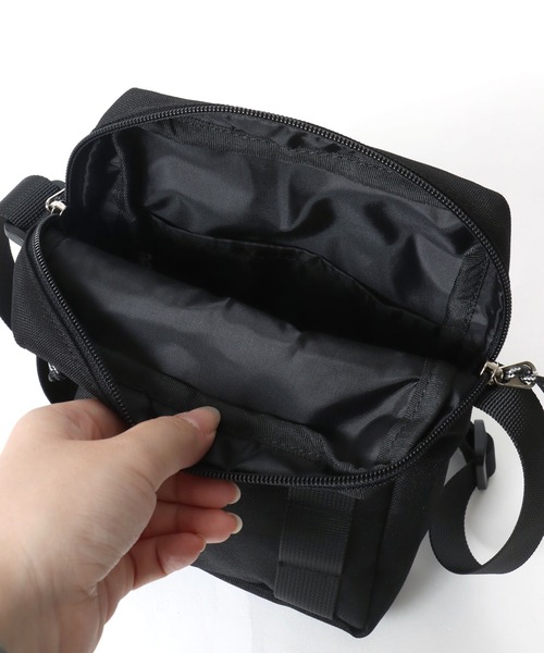 Lee(リー)の「Lee/リー 撥水 ロゴ ワンポイント刺繍 テープ付き ミニショルダーバッグ/レディース メンズ(ショルダーバッグ・レディース・グレー/ブラック/カーキ/ベージュ・FREE)」の20枚目の写真