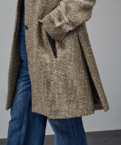 SALON adam et rope'（サロン アダム エ ロペ）の「BALLIオーバーサイズステンカラーコート（ステンカラーコート・レディース・ブラック/ベージュ系その他・FREE）」の16枚目の写真