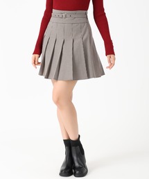 ベルト付きタックミニスカート