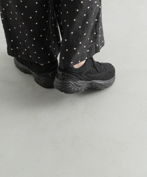 MoonStar（ムーンスター）の「『別注』MOONSTAR×DOORS　STUDEN（スニーカー・レディース・ブラック・23/23.5/24/25/24.5）」の2枚目の写真