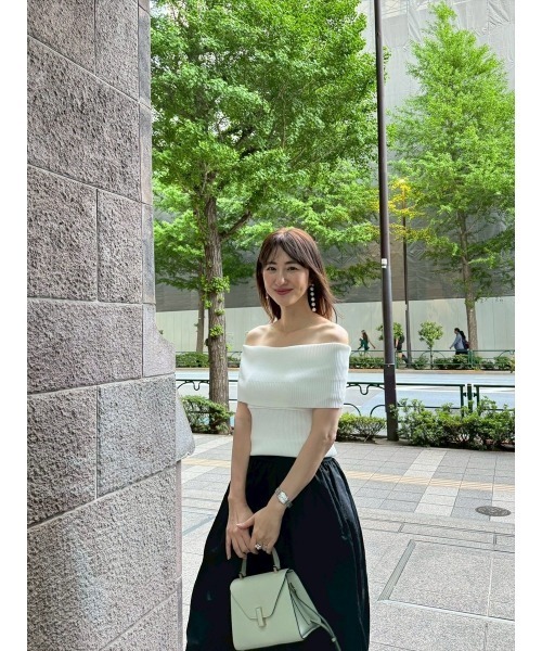 Day and Grade(デイアンドグレイド)の「【前田ゆかセレクト】オフショルリブトップス(ニット/セーター・レディース・ホワイト・FREE)」の14枚目の写真