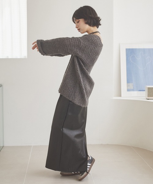 LAULEN(ローレン)の「knitting pattern shawl cardigan /編み柄ショールニットカーディガン(カーディガン/ボレロ・レディース・グレー/ブラック/ネイビー・FREE)」の19枚目の写真