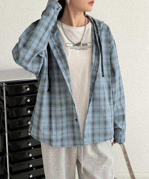 MAISON DE THERESE（メゾン ド テレーズ）の「フード付き ロングスリーブ チェックシャツ（シャツ/ブラウス・レディース・ホワイト/ダークグレー/ブルー・M/XL/L）」の6枚目の写真