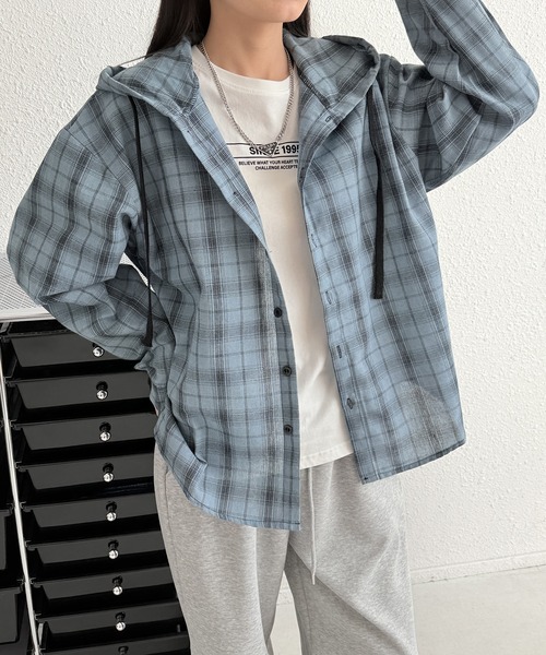 MAISON DE THERESE（メゾン ド テレーズ）の「フード付き ロングスリーブ チェックシャツ（シャツ/ブラウス・レディース・ホワイト/ダークグレー/ブルー・M/XL/L）」の14枚目の写真