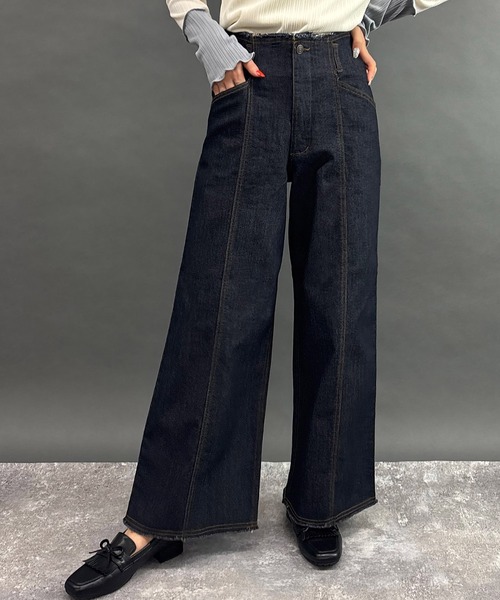 NICOLE white(ニコルホワイト)の「カットオフデニムパンツ(デニムパンツ・レディース・インディゴブルー/ブルー・FREE)」の2枚目の写真