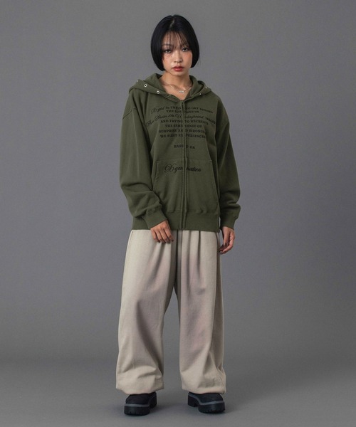 X-girl（エックスガール）の「EYELET EMBROIDERY ZIP UP SWEAT HOODIE（パーカー・レディース・オリーブ/チャコール/ベージュ・S/M）」の7枚目の写真