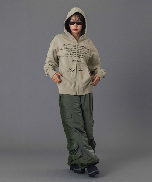 X-girl（エックスガール）の「EYELET EMBROIDERY ZIP UP SWEAT HOODIE（パーカー・レディース・オリーブ/チャコール/ベージュ・S/M）」の8枚目の写真