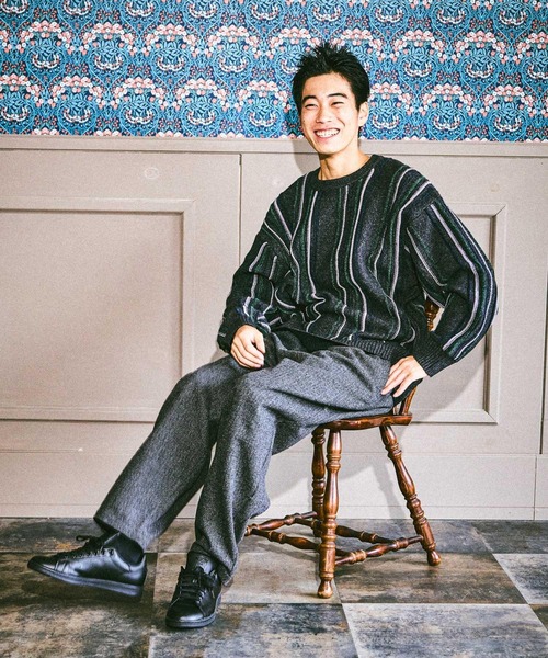 niko and...（ニコアンド）の「モールストライプニットプルオーバー（ニット/セーター・メンズ・ブラウン/ベージュ/チャコール・MEDIUM/LARGE）」の4枚目の写真