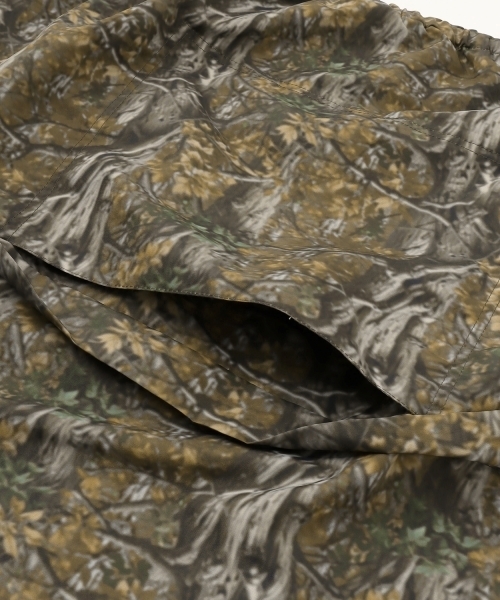 GLAZOS（グラソス）の「【GLSW.】【撥水】パッカブルブルゾン（ブルゾン・キッズ・ブラック/カラフル・LL/L/M）」の9枚目の写真