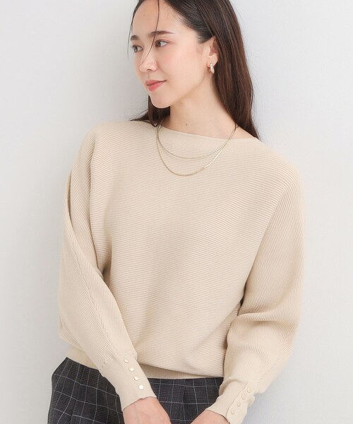 DRESKIP（ドレスキップ）の「【洗濯機可/体型カバー】お袖ボタン リブドルマンニット（ニット/セーター・レディース・ブラック/ネイビー系5/グレー/ブルー/イエロー/ベージュ/ボルドー/ダークブラウン系7/スモーキーグリーン系8/パープル系1・00）」の4枚目の写真