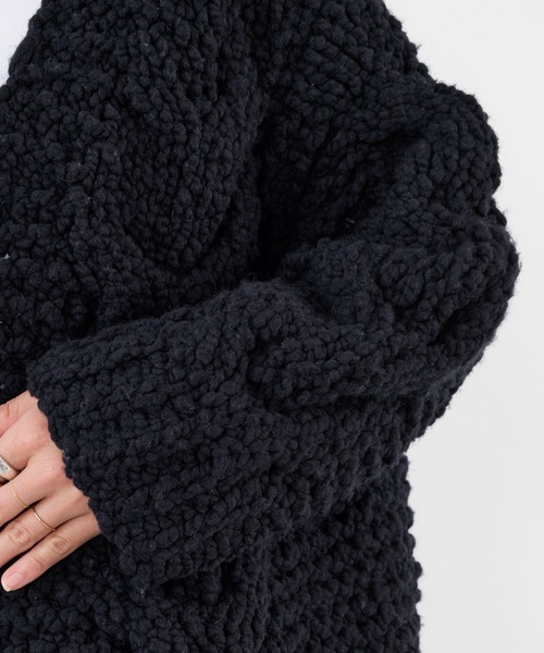 MICA&DEAL（マイカ＆ディール）の「【IRONING】ケーブルニットカーディガン-cable rough cardigan（ニット/セーター・レディース・ホワイト/ダークネイビー・FREE）」の19枚目の写真