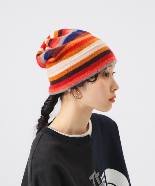 ROBERT MACKIE（ロバートマッキー）の「【別注】ROBERT MACKIE / マルチボーダー ニットキャップ（ニットキャップ/ビーニー・レディース・レッド/ブルー・ONE SIZE）」の2枚目の写真