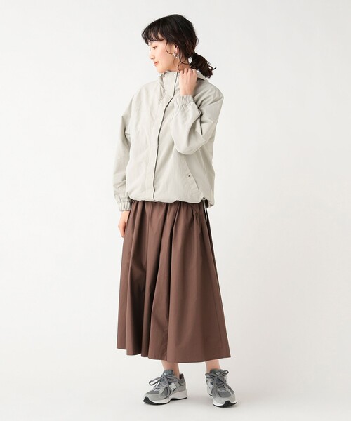 BEAMS HEART（ビームスハート）の「フーディー ライト ブルゾン（ブルゾン・レディース・ベージュ/ライトグレー/ブラック・SMALL/MEDIUM）」の5枚目の写真