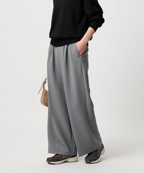 BEAUTY&YOUTH UNITED ARROWS（ビューティーアンドユースユナイテッドアローズ）の「【WEB限定 Wardrobe DAILY MINIMAL】ウールライク ランダムタック ワイドパンツ ウォッシャブル（スラックス・レディース・ブラック/グレー系/モカ・S/M/L）」の8枚目の写真