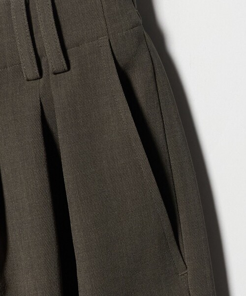 BEAUTY&YOUTH UNITED ARROWS（ビューティーアンドユースユナイテッドアローズ）の「【WEB限定 Wardrobe DAILY MINIMAL】ウールライク ランダムタック ワイドパンツ ウォッシャブル（スラックス・レディース・ブラック/グレー系/モカ・S/M/L）」の20枚目の写真