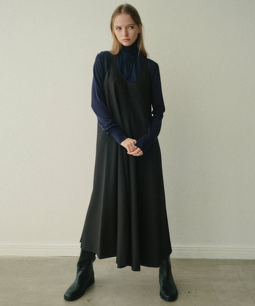 LE CIEL BLEU(ルシェルブルー)の「ハイゲージタートルネックニット / High-Gauge Turtleneck Knit(ニット/セーター・レディース・グレー/ブラック/ネイビー/ホワイト/グリーン/ブラウン・36)」の6枚目の写真
