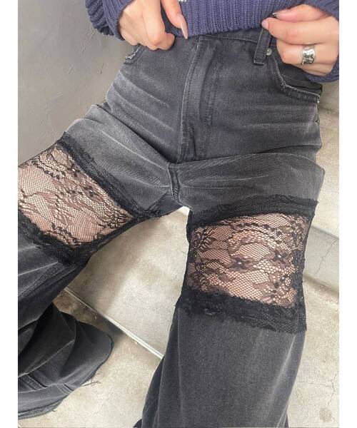 EVRIS(エヴリス)の「レースドッキングワイドデニムパンツ(デニムパンツ・レディース・ブラック/ブルー・MEDIUM/SMALL)」の5枚目の写真