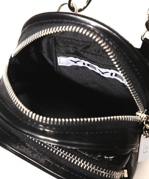 YIE YIE(イエイエ)の「YIE YIE/イエイエ/LUKE CROSSBODY BAG(ボディバッグ/ウエストポーチ・レディース・シルバー/ブラック・F)」の11枚目の写真