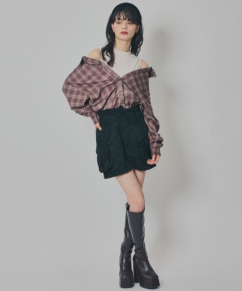 REDYAZEL（レディアゼル）の「マルチウェイオフショルチェックシャツ×タンクトップ（シャツ/ブラウス・レディース・ブラウン/グレー/ネイビー・FREE）」の10枚目の写真