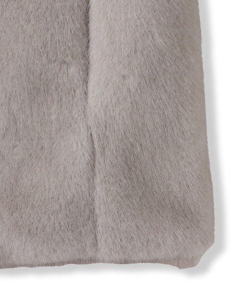 LAUTREAMONT（ロートレアモン）の「リバーシブルファーフーディベスト（その他アウター・レディース・ブラック/ベージュ・9号）」の7枚目の写真