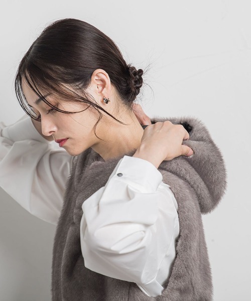 LAUTREAMONT（ロートレアモン）の「リバーシブルファーフーディベスト（その他アウター・レディース・ブラック/ベージュ・9号）」の14枚目の写真