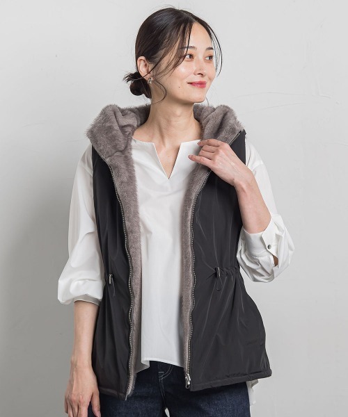 LAUTREAMONT（ロートレアモン）の「リバーシブルファーフーディベスト（その他アウター・レディース・ブラック/ベージュ・9号）」の17枚目の写真