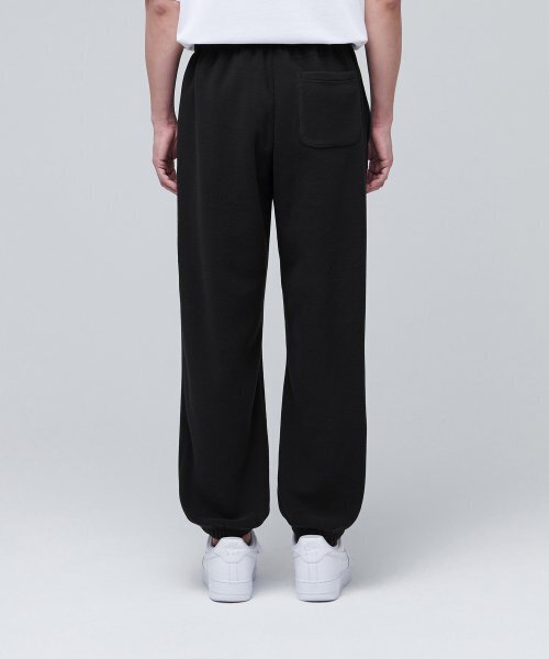 MUSINSA STANDARD（ムシンサスタンダード）の「ポーラーフリーススウェットパンツ[ブラック]（スウェットパンツ・メンズ・その他・SMALL/MEDIUM/LARGE/X-LARGE/XX-LARGE）」の3枚目の写真