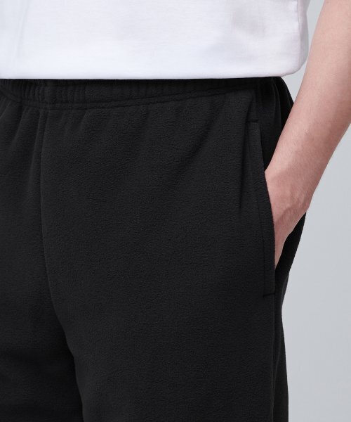 MUSINSA STANDARD（ムシンサスタンダード）の「ポーラーフリーススウェットパンツ[ブラック]（スウェットパンツ・メンズ・その他・SMALL/MEDIUM/LARGE/X-LARGE/XX-LARGE）」の5枚目の写真
