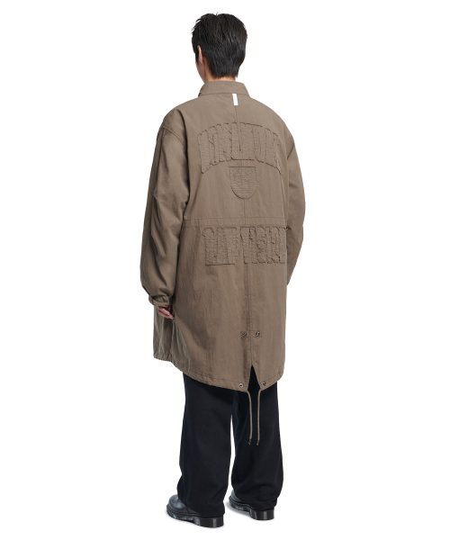 NOMANUAL(NOMANUAL)の「PATCHED EMBLEM PARKA - WASHED BROWN(ミリタリージャケット・レディース・その他・X-LARGE/MEDIUM/LARGE)」の5枚目の写真