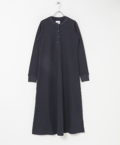 THE GOODLAND MARKET（ザグッドランドマーケット）の「SEAGREEN　BIG WAFFLE HENRY NECK ONEPIECE（ワンピース・レディース・ネイビー/ブラウン/アイボリー・1）」の7枚目の写真