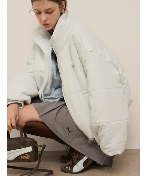 SNIDEL（スナイデル）の「【SNIDEL×PUMA】中綿ショートブルゾン（ブルゾン・レディース・ブラック/ライトブルー・S）」の6枚目の写真