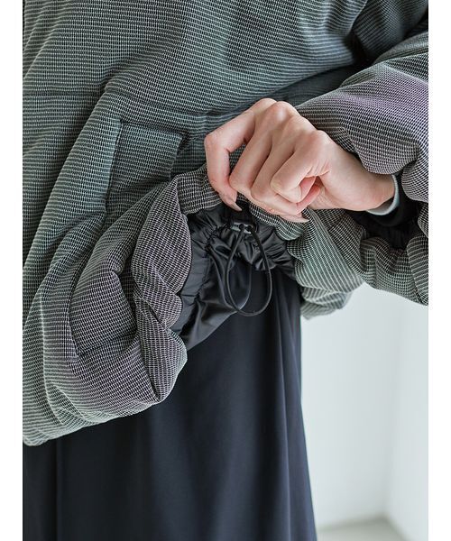 SNIDEL（スナイデル）の「【SNIDEL×PUMA】中綿ショートブルゾン（ブルゾン・レディース・ブラック/ライトブルー・S）」の14枚目の写真