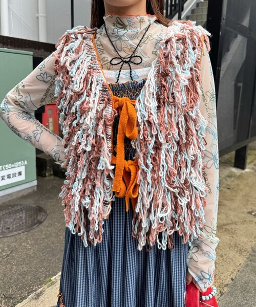 HELLO.SANFRANCISCO（ハローサンフランシスコ）の「【HELLO.SANFRANCISCO/ハローサンフランシスコ】カラーループフリンジリボンベスト（ベスト・レディース・オレンジ/ピンク・ONE SIZE）」の5枚目の写真