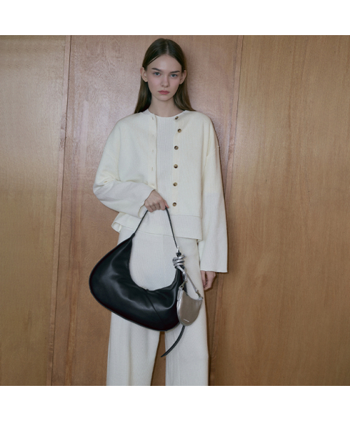 LAP（ラップ）の「SLIDE HOBO BAG AR7AB226（ショルダーバッグ・レディース・ブラック/ベージュ/アイボリー・FREE）」の4枚目の写真