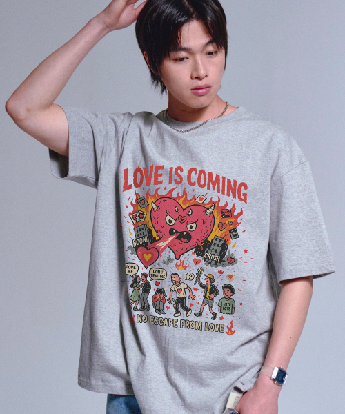GRAVER（グレーバー）の「[UNISEX] Love is coming short sleeve t-shirt_3 colors（Tシャツ/カットソー・メンズ・ホワイト/ブラック/グレー・LARGE/MEDIUM/SMALL/X-LARGE）」の5枚目の写真