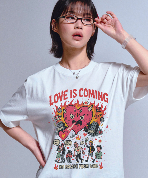 GRAVER（グレーバー）の「[UNISEX] Love is coming short sleeve t-shirt_3 colors（Tシャツ/カットソー・メンズ・ホワイト/ブラック/グレー・LARGE/MEDIUM/SMALL/X-LARGE）」の7枚目の写真
